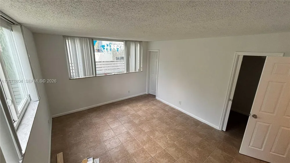 3257 NE 13th St #101 Pompano Beach, FL 33062