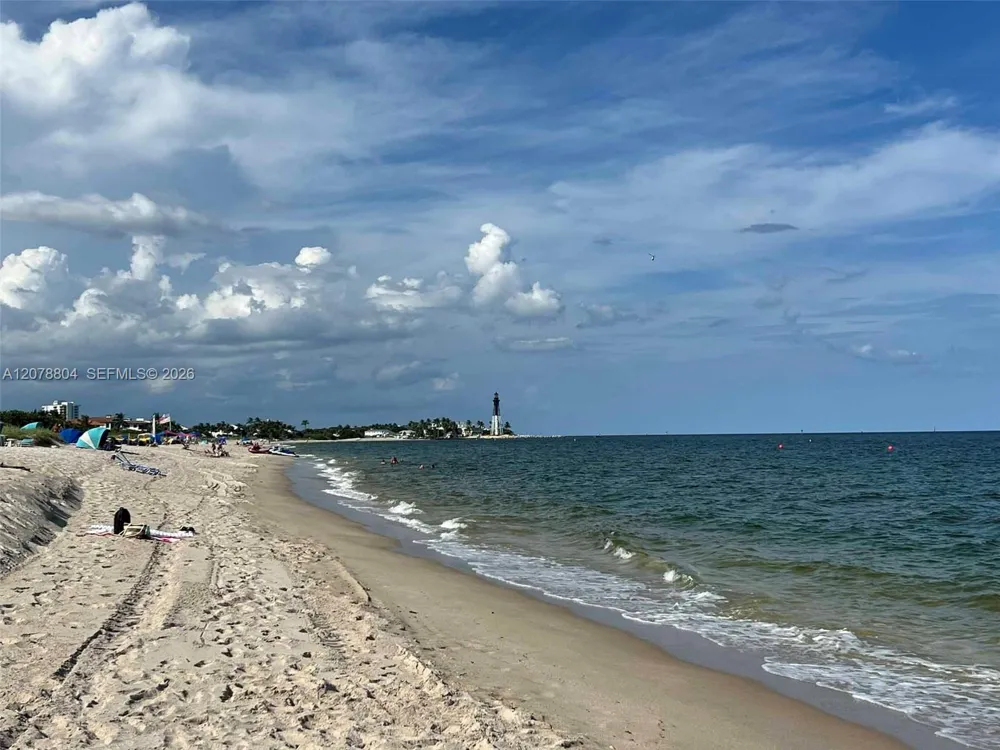 3257 NE 13th St #101 Pompano Beach, FL 33062
