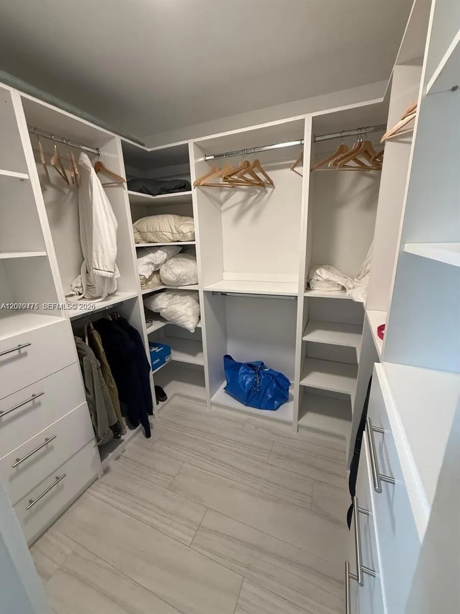 1150 Collins Ave #406 Miami Beach, FL 33139