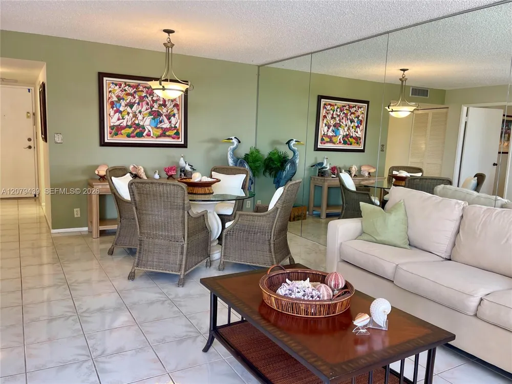 1901 Brickell Ave #B506 Miami, FL 33129