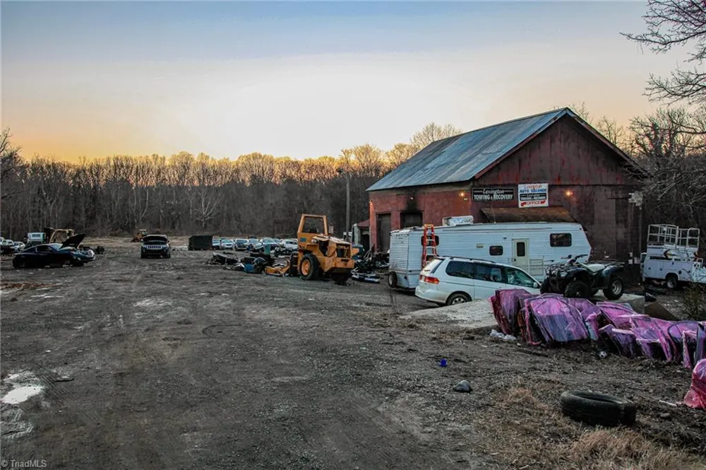 1526 Old US Highway 64 Lexington, NC 27292