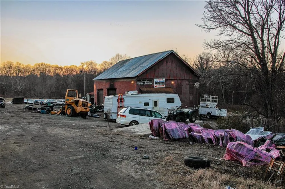 1526 Old US Highway 64 Lexington, NC 27292