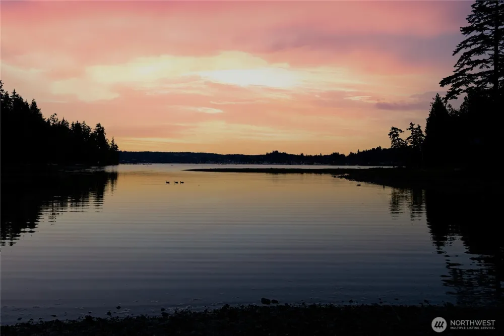 15449 Virginia Point Road NE Poulsbo, WA 98370