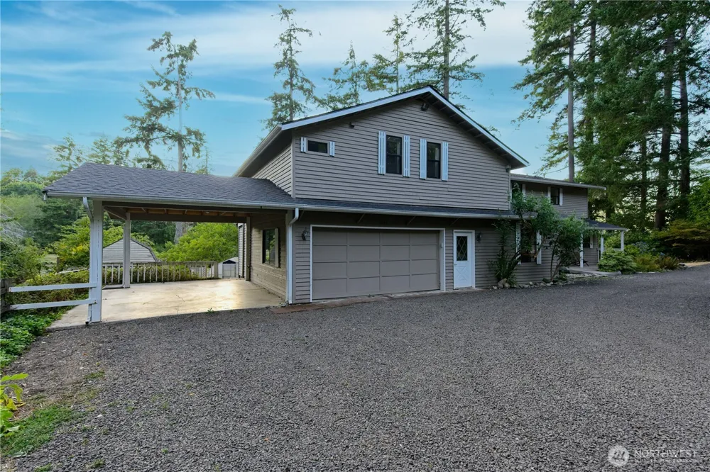 15449 Virginia Point Road NE Poulsbo, WA 98370