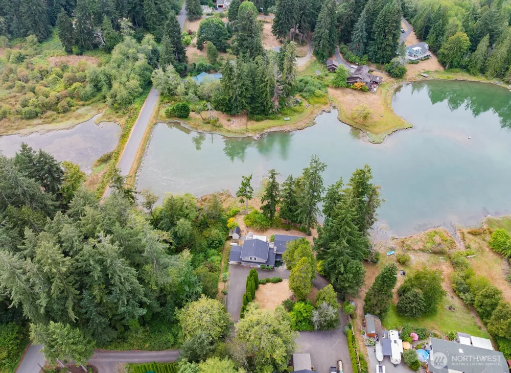 15449 Virginia Point Road NE Poulsbo, WA 98370