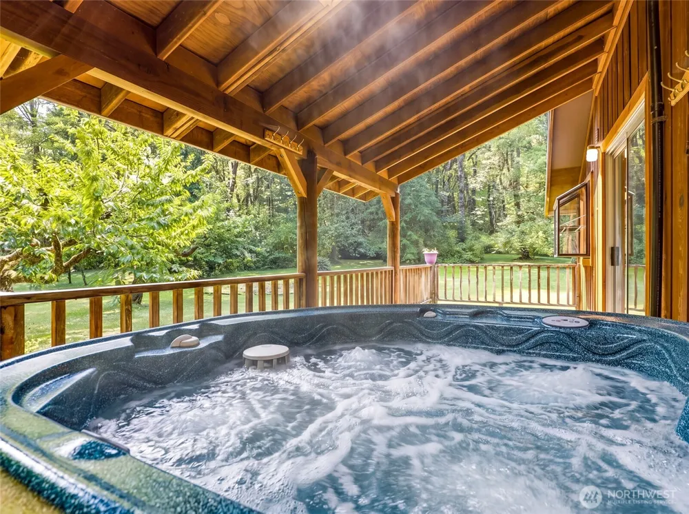 71509 NE Old Cascade Highway Skykomish, WA 98288