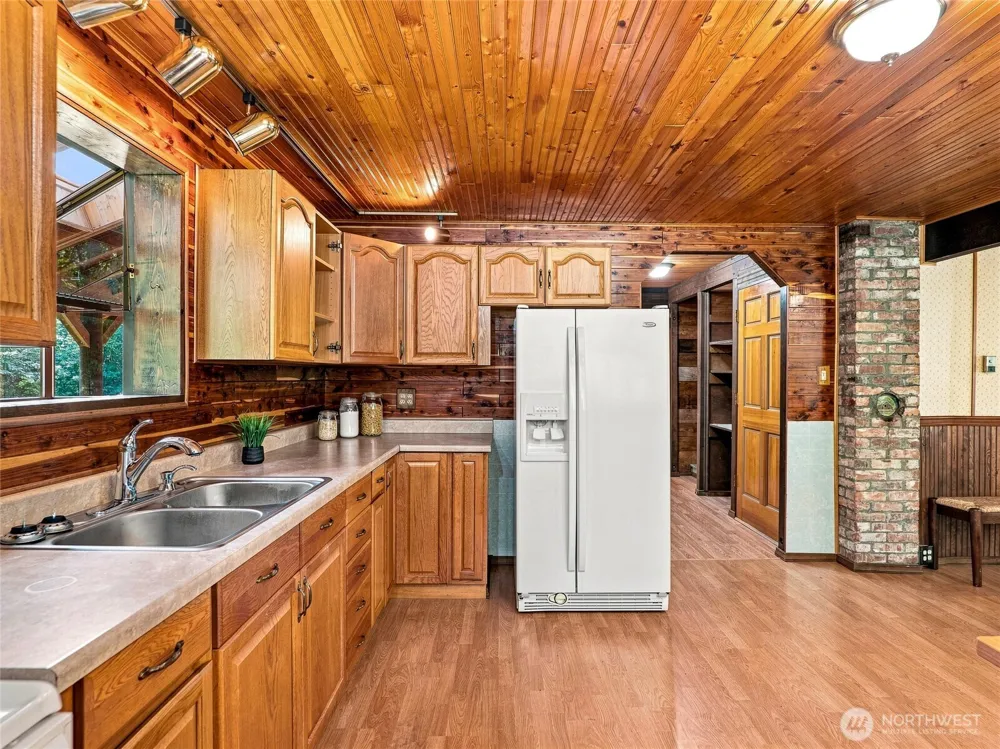 71509 NE Old Cascade Highway Skykomish, WA 98288