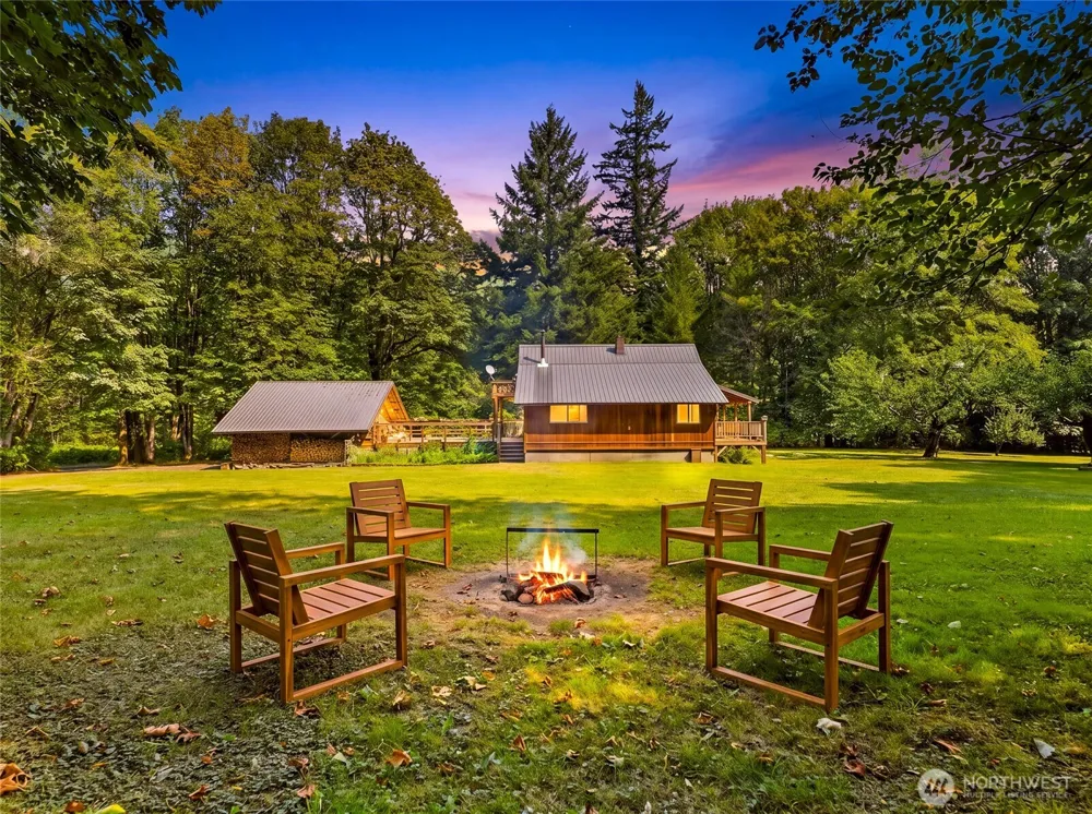 71509 NE Old Cascade Highway Skykomish, WA 98288