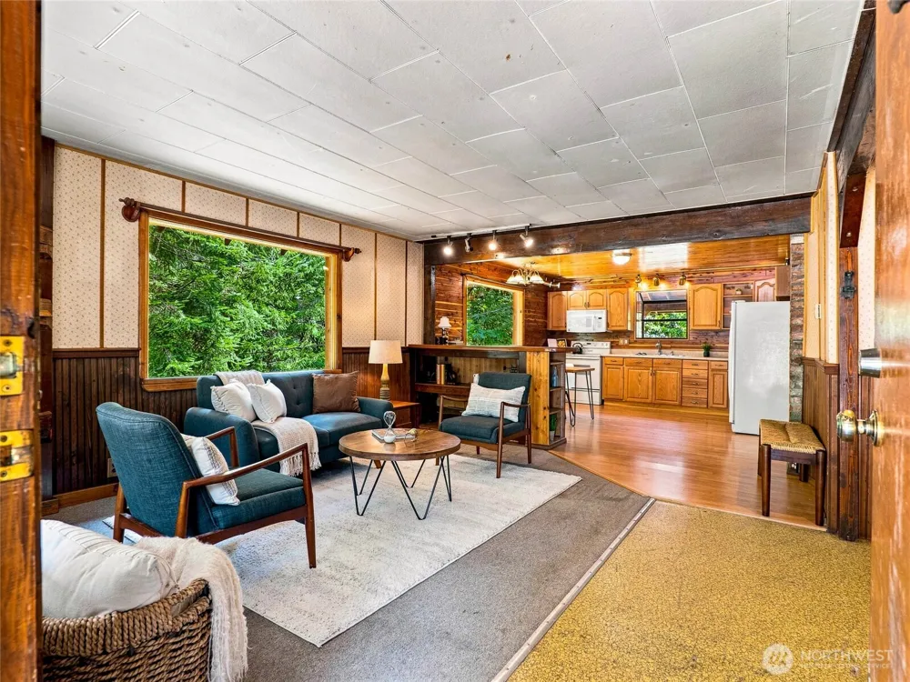 71509 NE Old Cascade Highway Skykomish, WA 98288