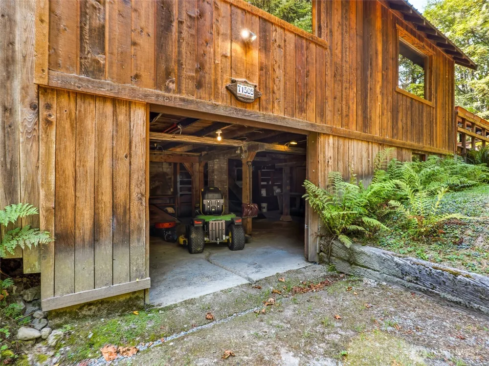 71509 NE Old Cascade Highway Skykomish, WA 98288