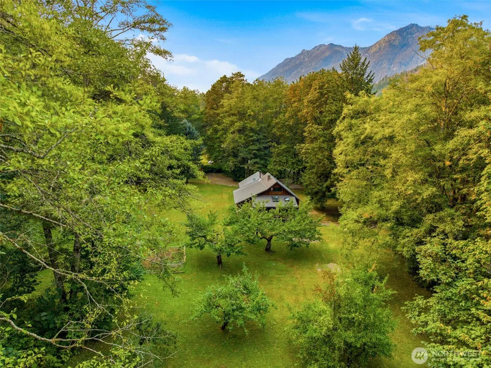 71509 NE Old Cascade Highway Skykomish, WA 98288