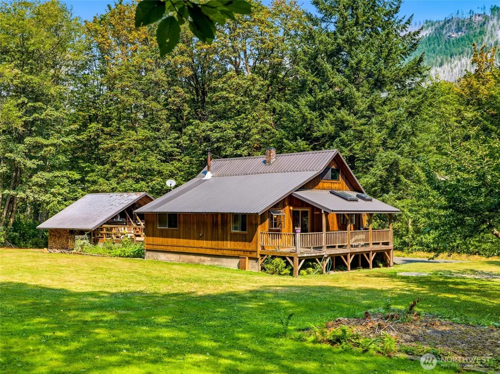 71509 NE Old Cascade Highway Skykomish, WA 98288