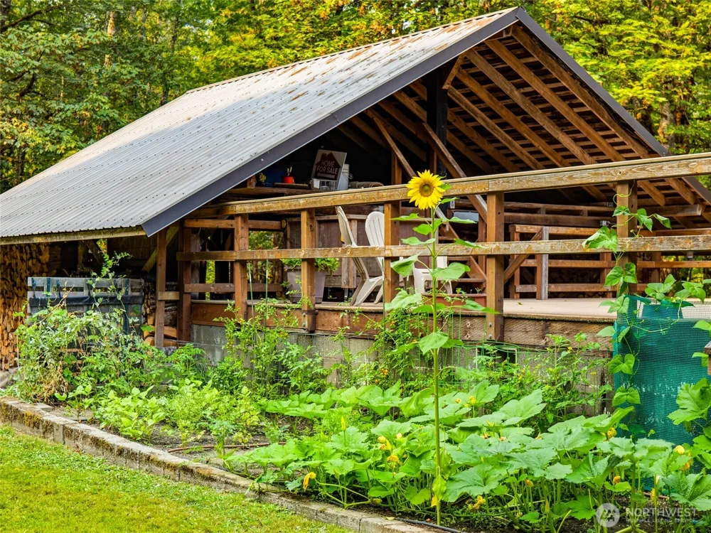 71509 NE Old Cascade Highway Skykomish, WA 98288