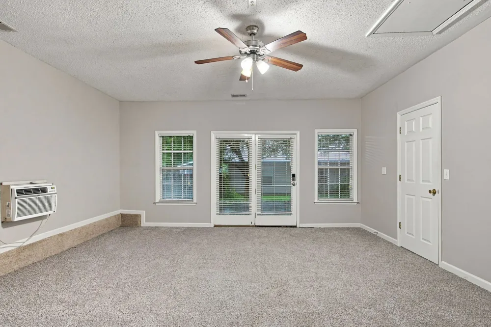 2283 Joann Dr Spring Hill, TN 37174
