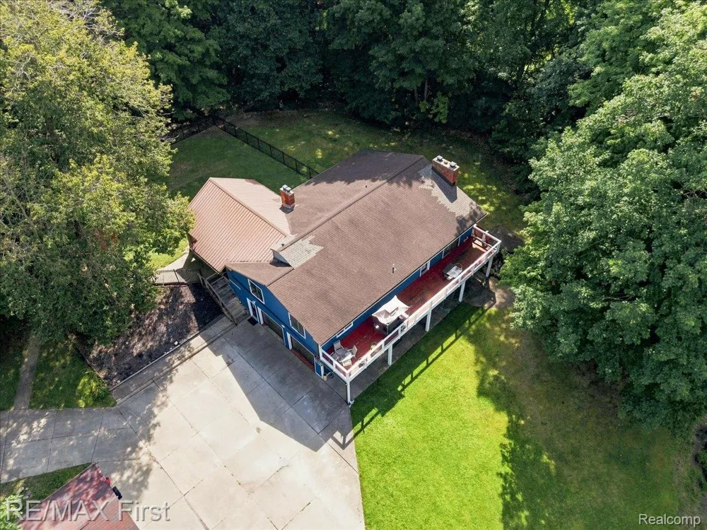 66200 Campground Road Washington Township, MI 48095