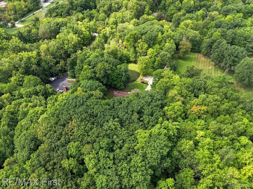 66200 Campground Road Washington Township, MI 48095