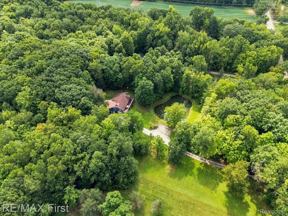 66200 Campground Road Washington Township, MI 48095