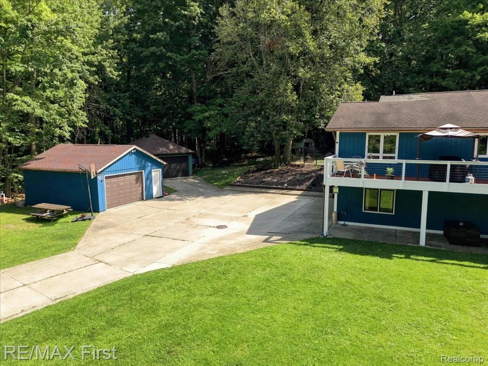 66200 Campground Road Washington Township, MI 48095
