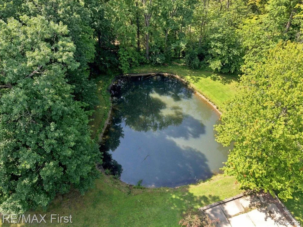66200 Campground Road Washington Township, MI 48095