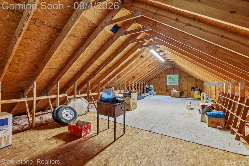2633 Groveland Road Groveland Township, MI 48462