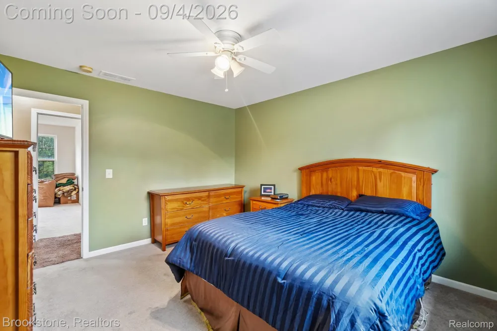 2633 Groveland Road Groveland Township, MI 48462