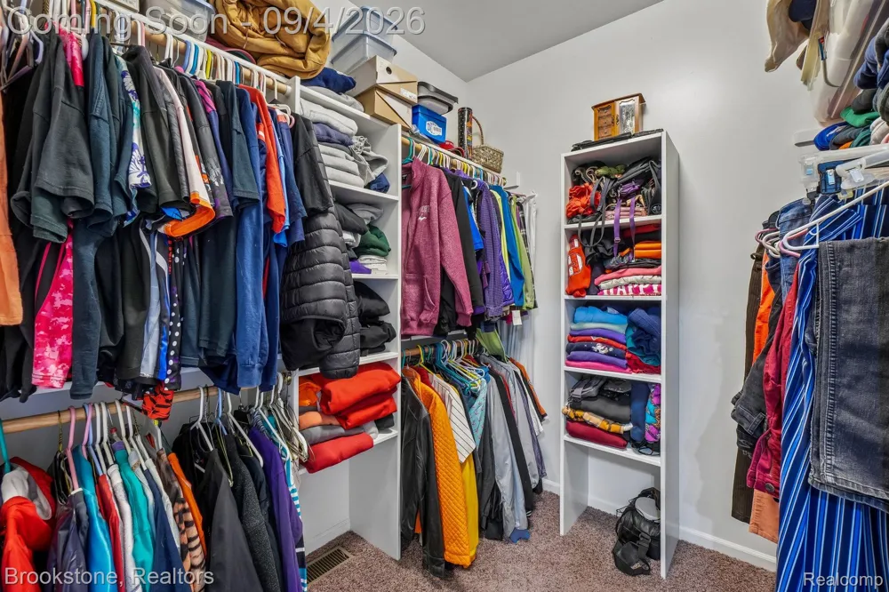 2633 Groveland Road Groveland Township, MI 48462