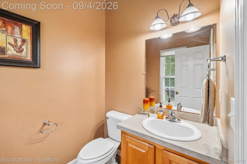 2633 Groveland Road Groveland Township, MI 48462
