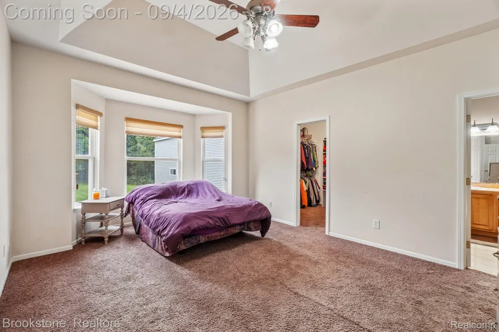 2633 Groveland Road Groveland Township, MI 48462