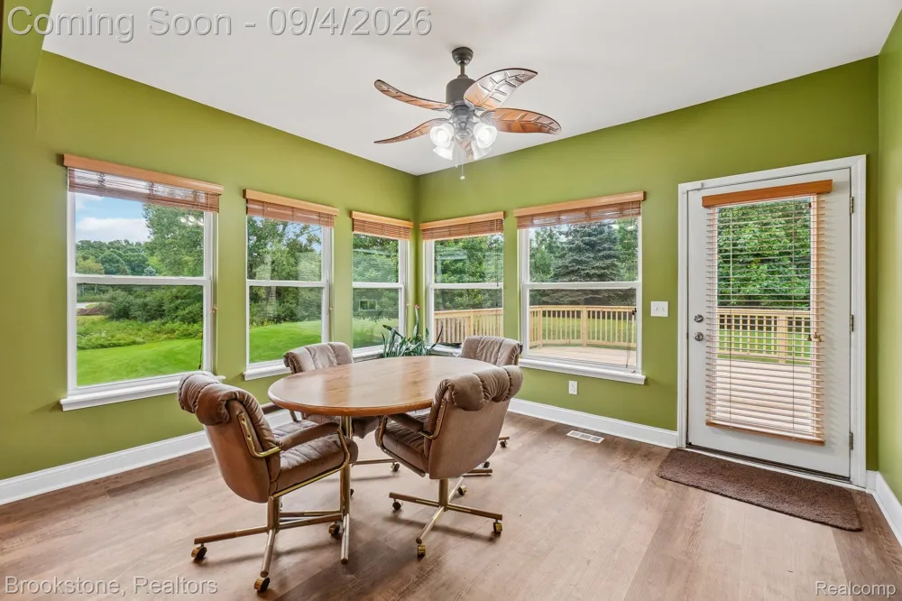 2633 Groveland Road Groveland Township, MI 48462