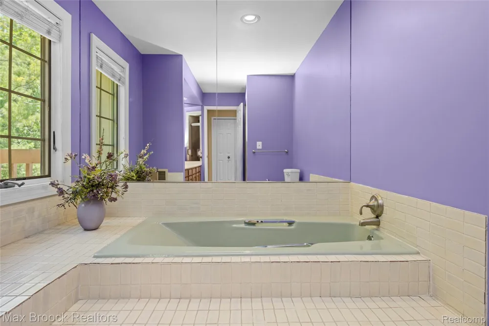 31223 Country Ridge Circle Farmington Hills City, MI 48331