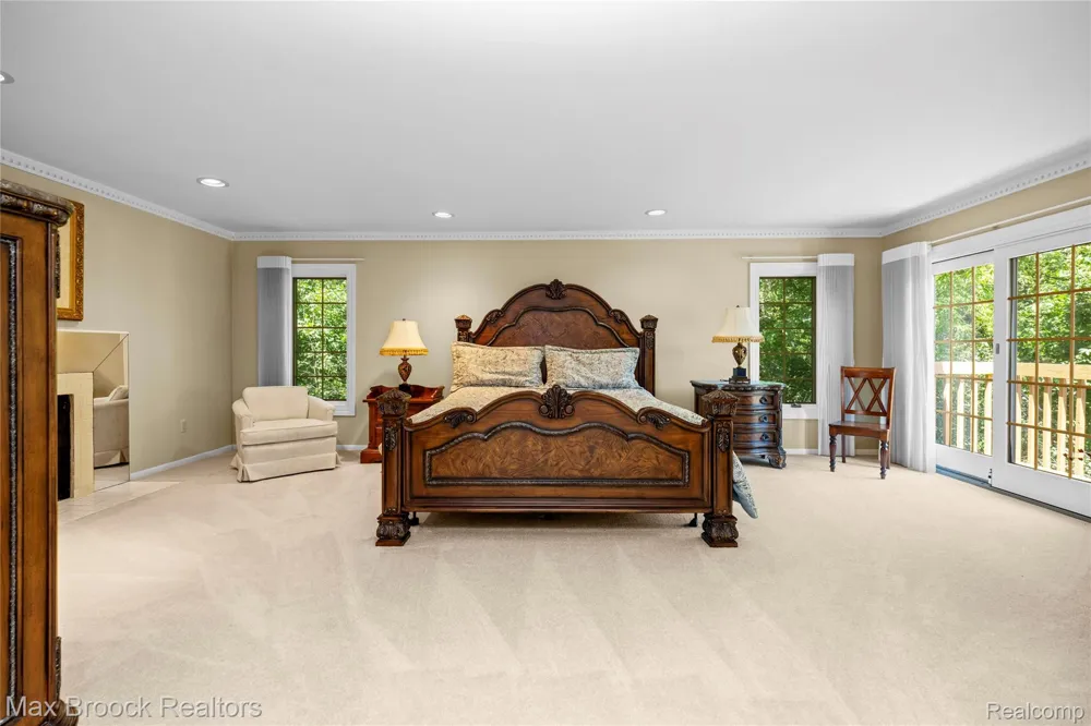 31223 Country Ridge Circle Farmington Hills City, MI 48331