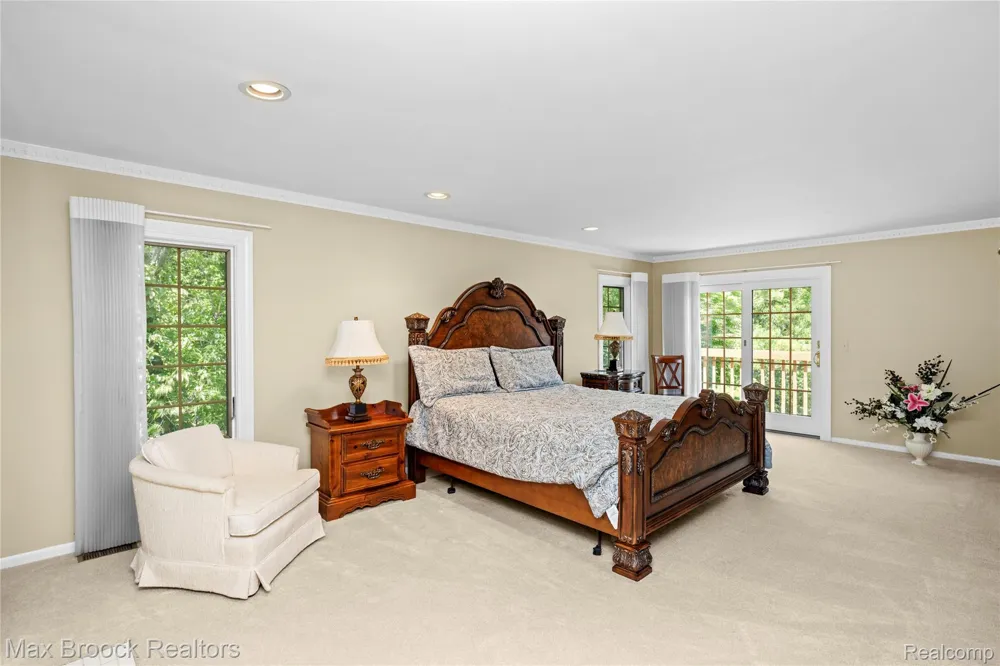 31223 Country Ridge Circle Farmington Hills City, MI 48331