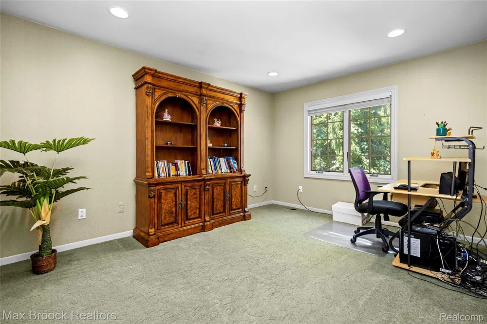 31223 Country Ridge Circle Farmington Hills City, MI 48331