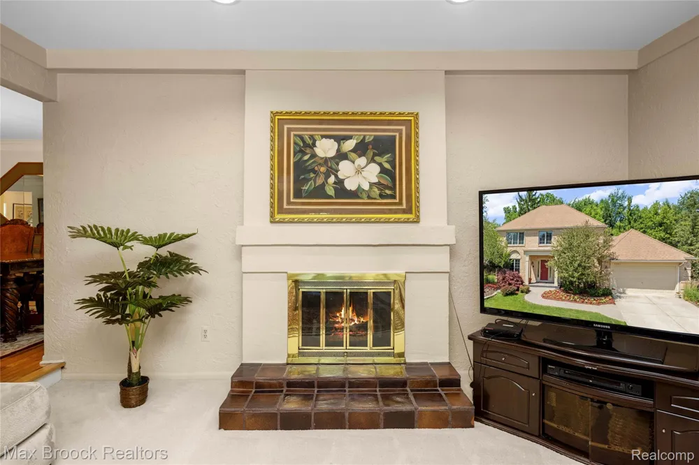 31223 Country Ridge Circle Farmington Hills City, MI 48331