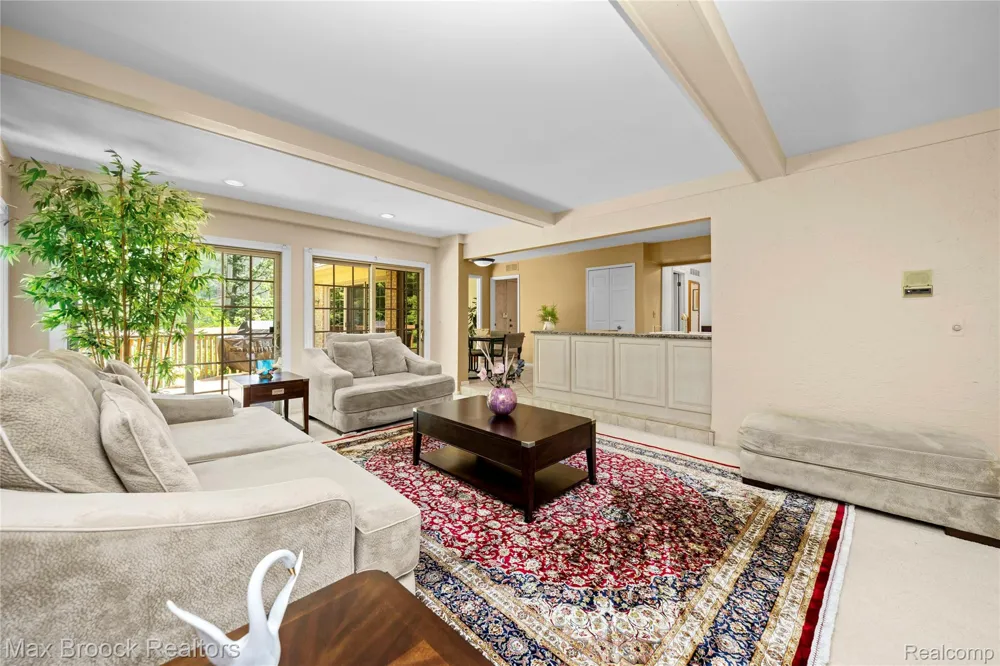 31223 Country Ridge Circle Farmington Hills City, MI 48331