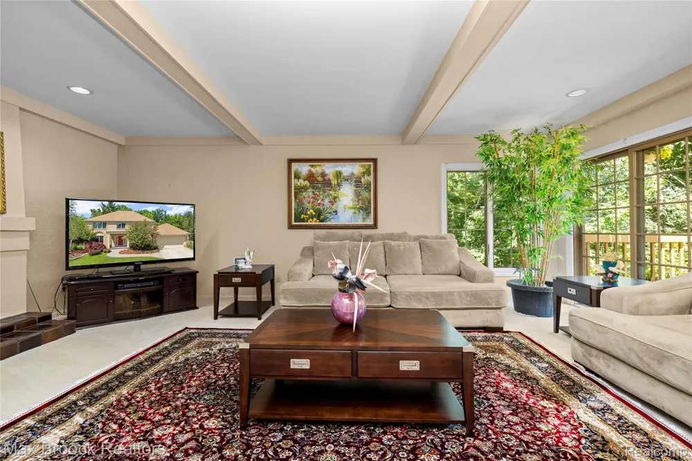 31223 Country Ridge Circle Farmington Hills City, MI 48331