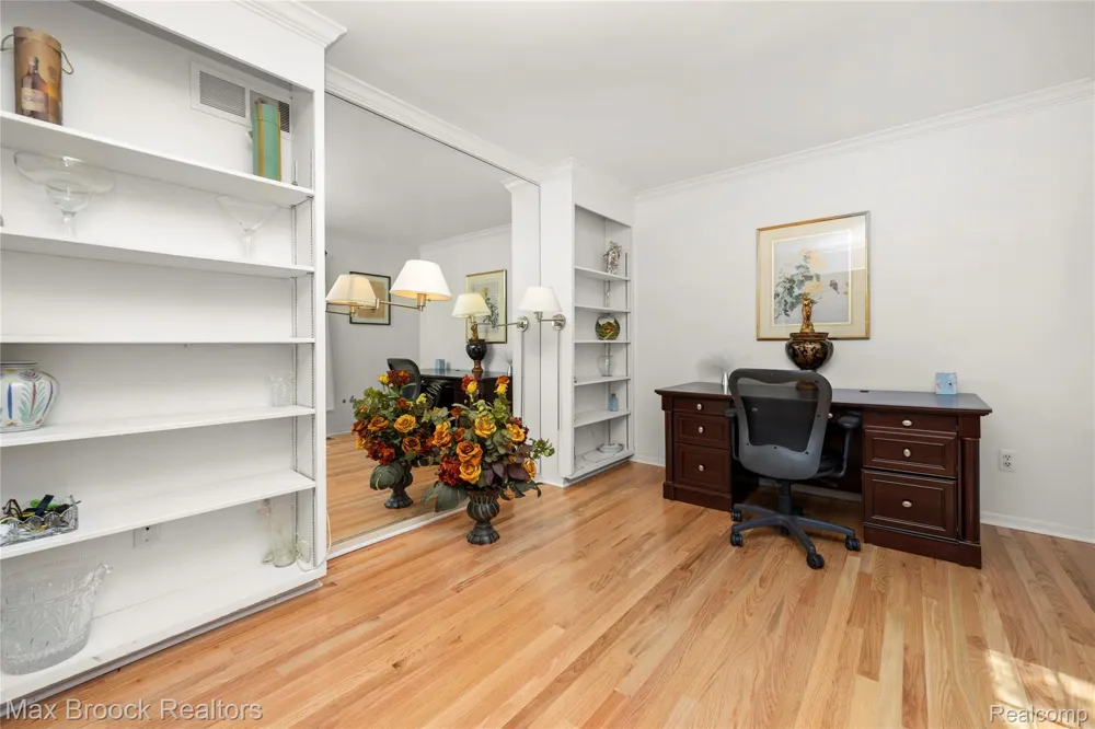 31223 Country Ridge Circle Farmington Hills City, MI 48331