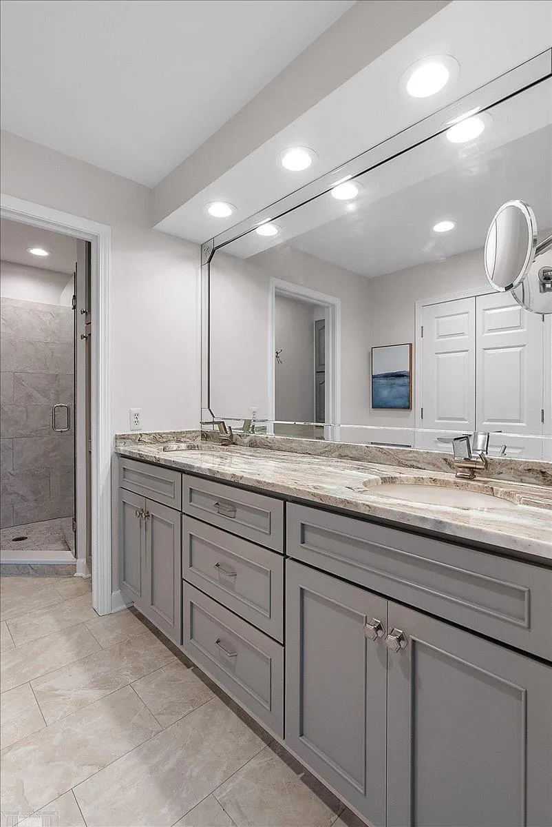 141 Windwood Pointe Road St Clair Shores City, MI 48080