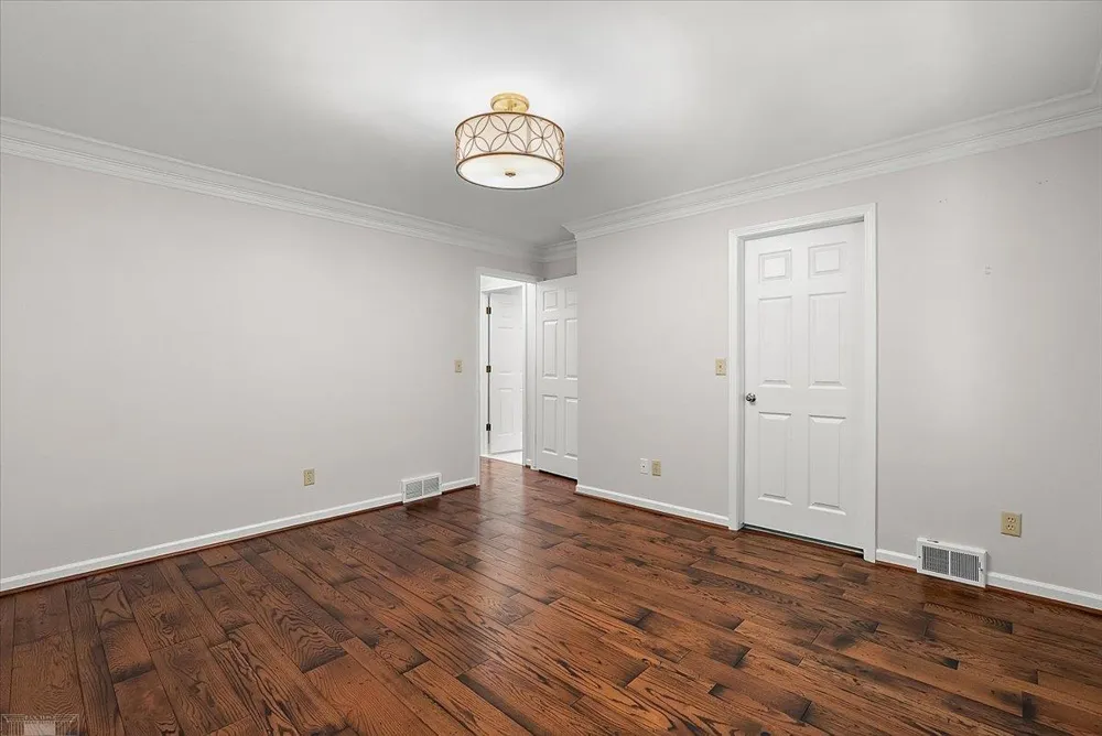 141 Windwood Pointe Road St Clair Shores City, MI 48080