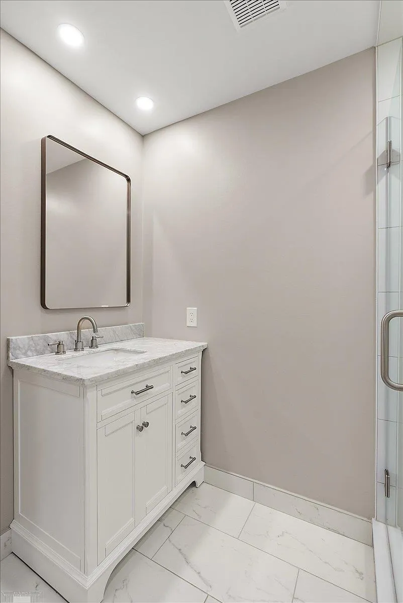141 Windwood Pointe Road St Clair Shores City, MI 48080