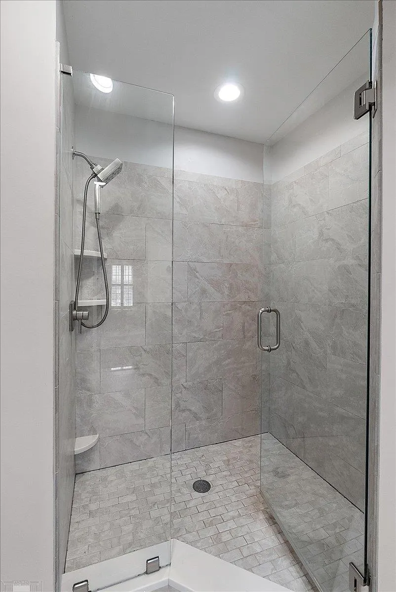 141 Windwood Pointe Road St Clair Shores City, MI 48080