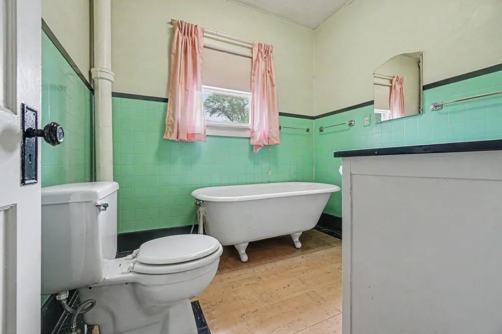 1217 E Vine Street Kalamazoo City, MI 49001