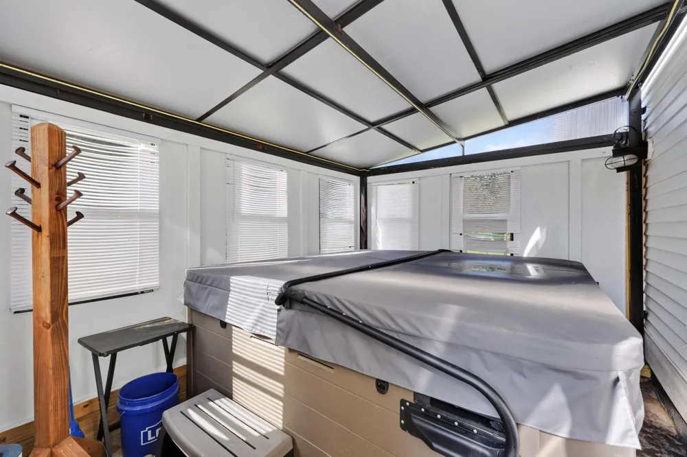 2525 Chestnut Trail Muskegon Charter Township, MI 49442