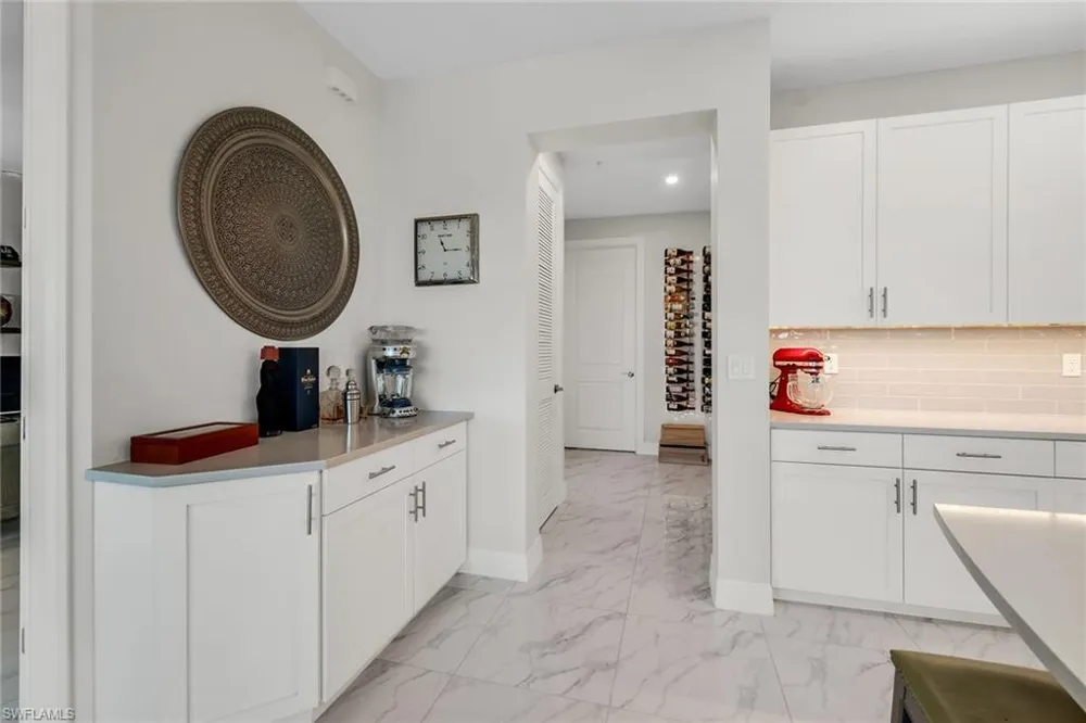 257 Indies Drive E #202 Naples, FL 34114
