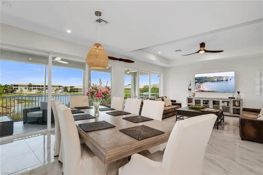 257 Indies Drive E #202 Naples, FL 34114