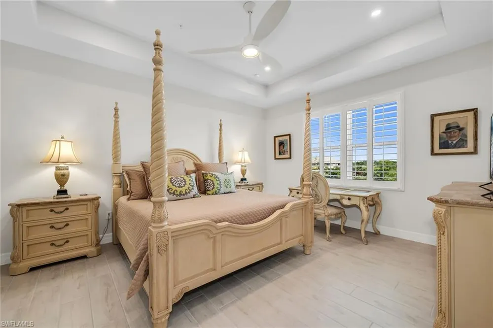 257 Indies Drive E #202 Naples, FL 34114