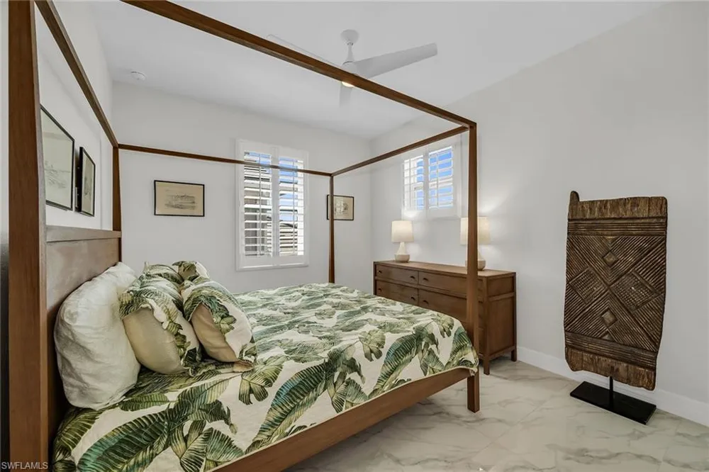 257 Indies Drive E #202 Naples, FL 34114