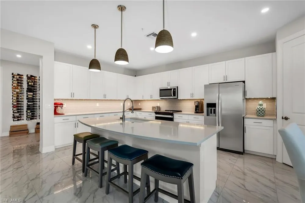 257 Indies Drive E #202 Naples, FL 34114