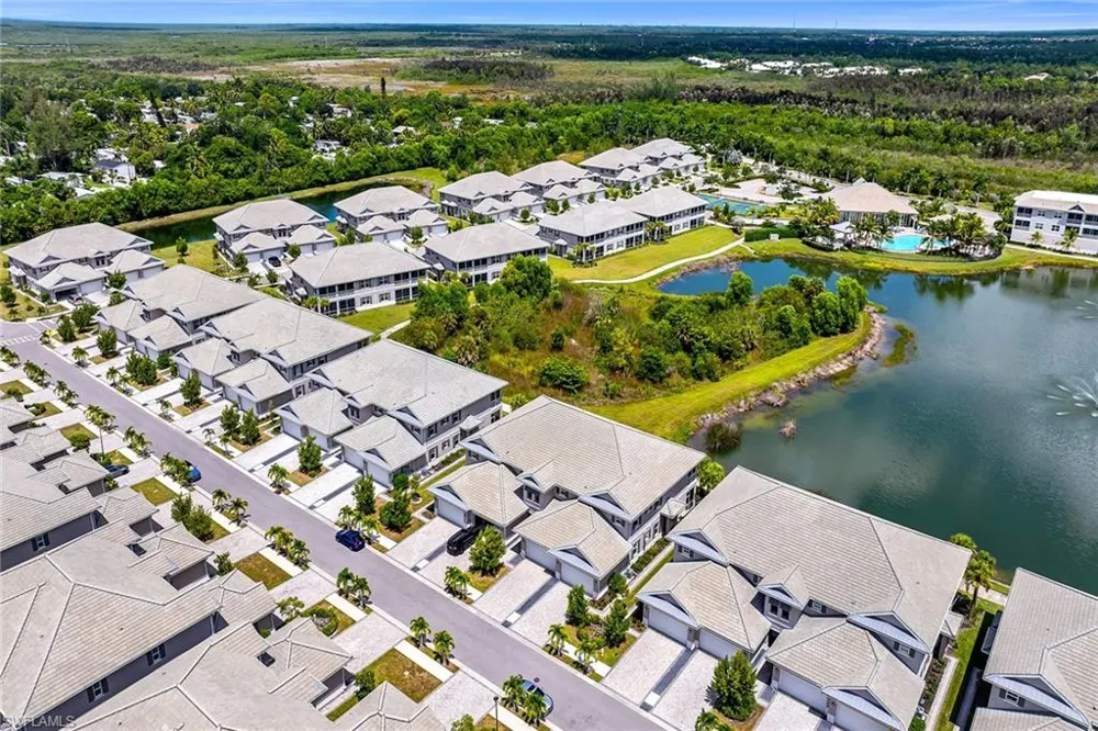 257 Indies Drive E #202 Naples, FL 34114