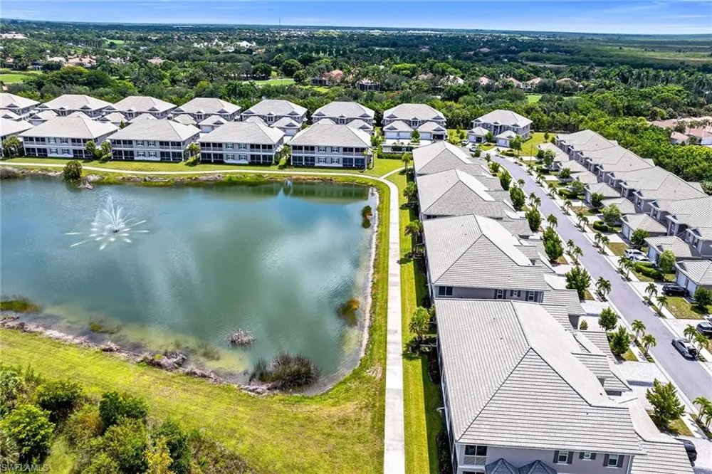 257 Indies Drive E #202 Naples, FL 34114
